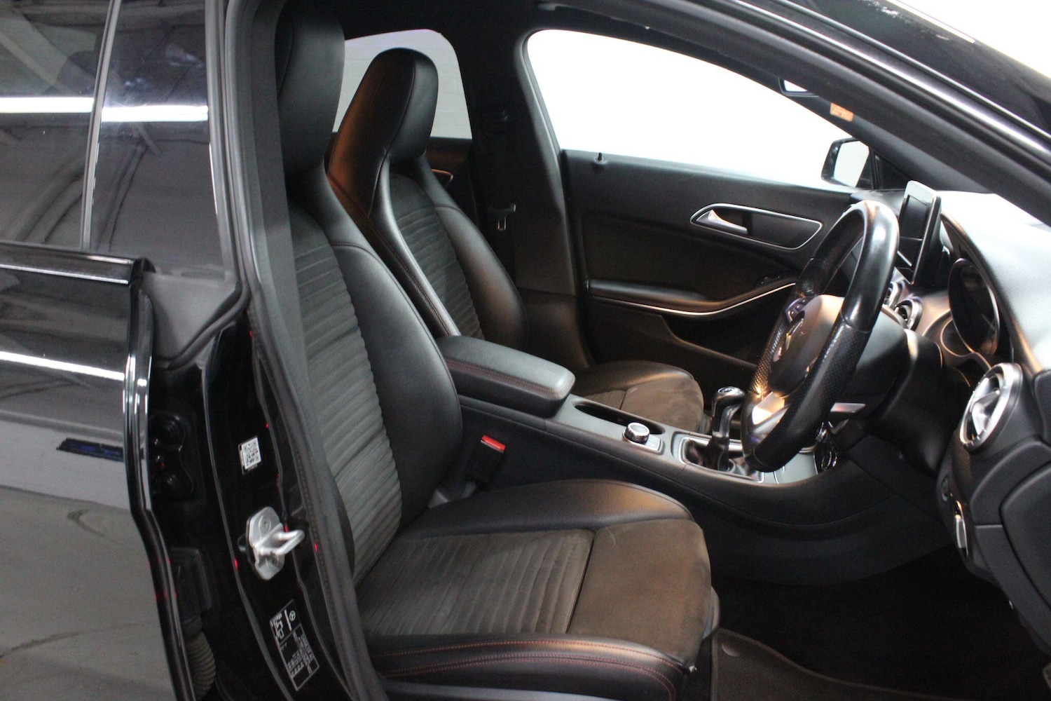 Used Mercedes-Benz CLA 2017 for sale - 75964779: Photo 25