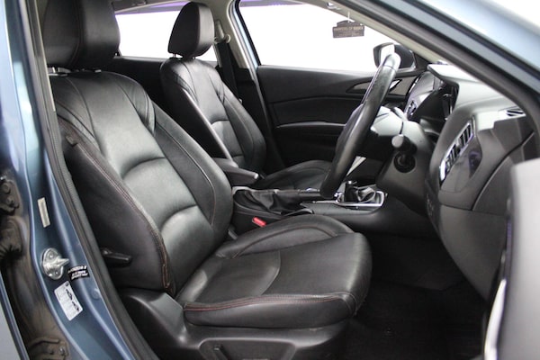 Used Mazda Mazda3 2014 for sale - 74788838: Photo 11