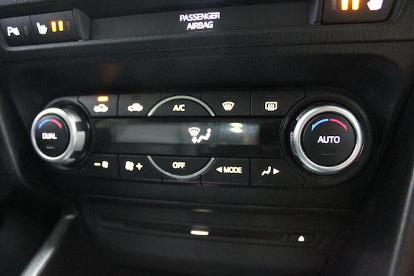 Used Mazda Mazda3 2014 for sale - 74788838: Photo 34
