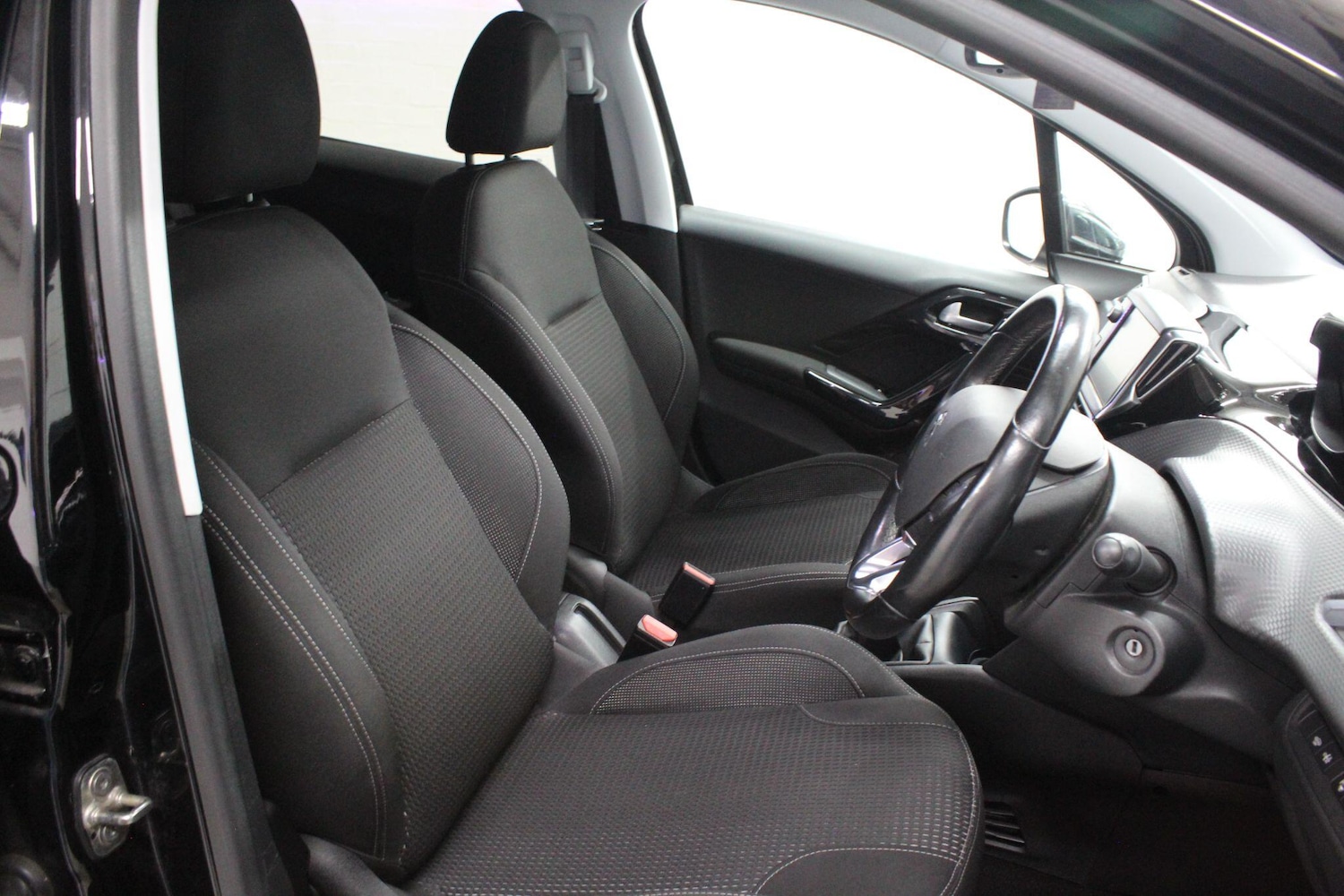 Used Peugeot 208 2019 for sale - 76138427: Photo 22