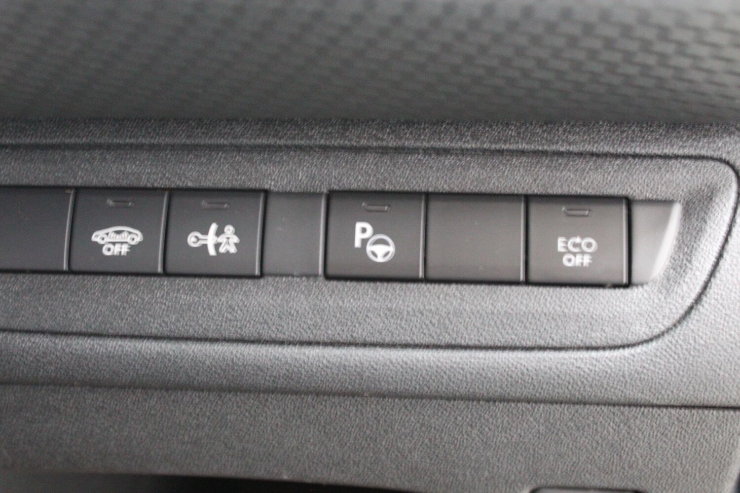 Used Peugeot 208 2019 for sale - 76138427: Photo 24