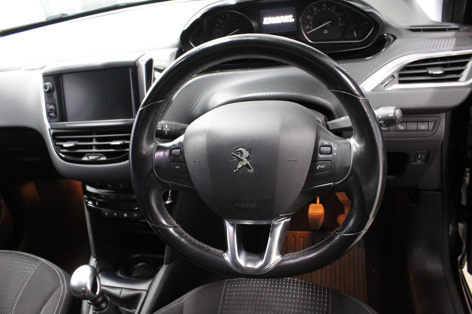 Used Peugeot 208 2019 for sale - 76138427: Photo 25