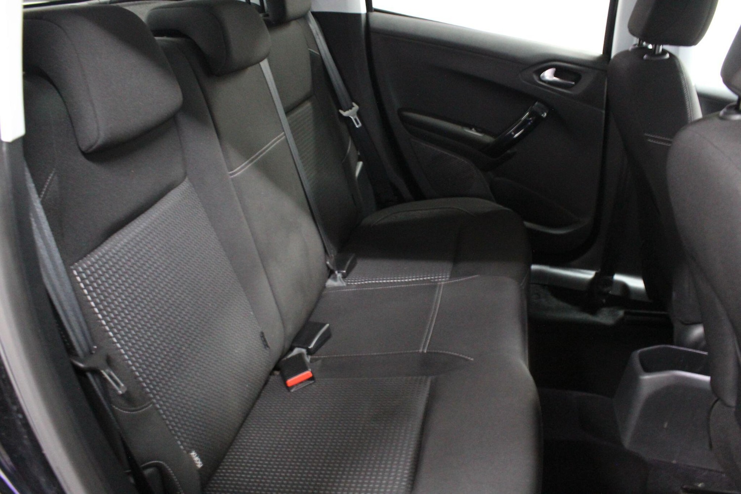 Used Peugeot 208 2019 for sale - 76138427: Photo 27