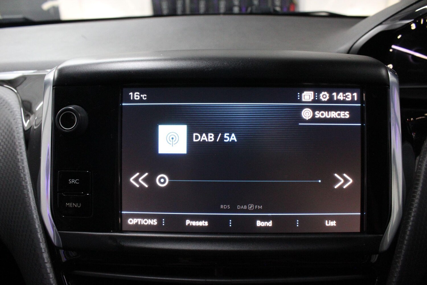 Used Peugeot 208 2019 for sale - 76138427: Photo 35