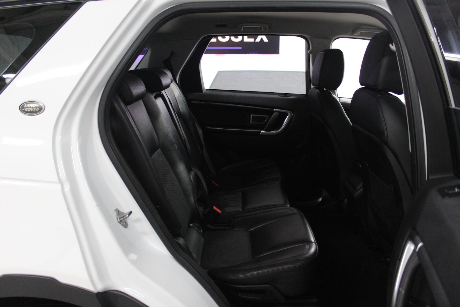 Used Land Rover Discovery Sport 2017 for sale - 76865854: Photo 25