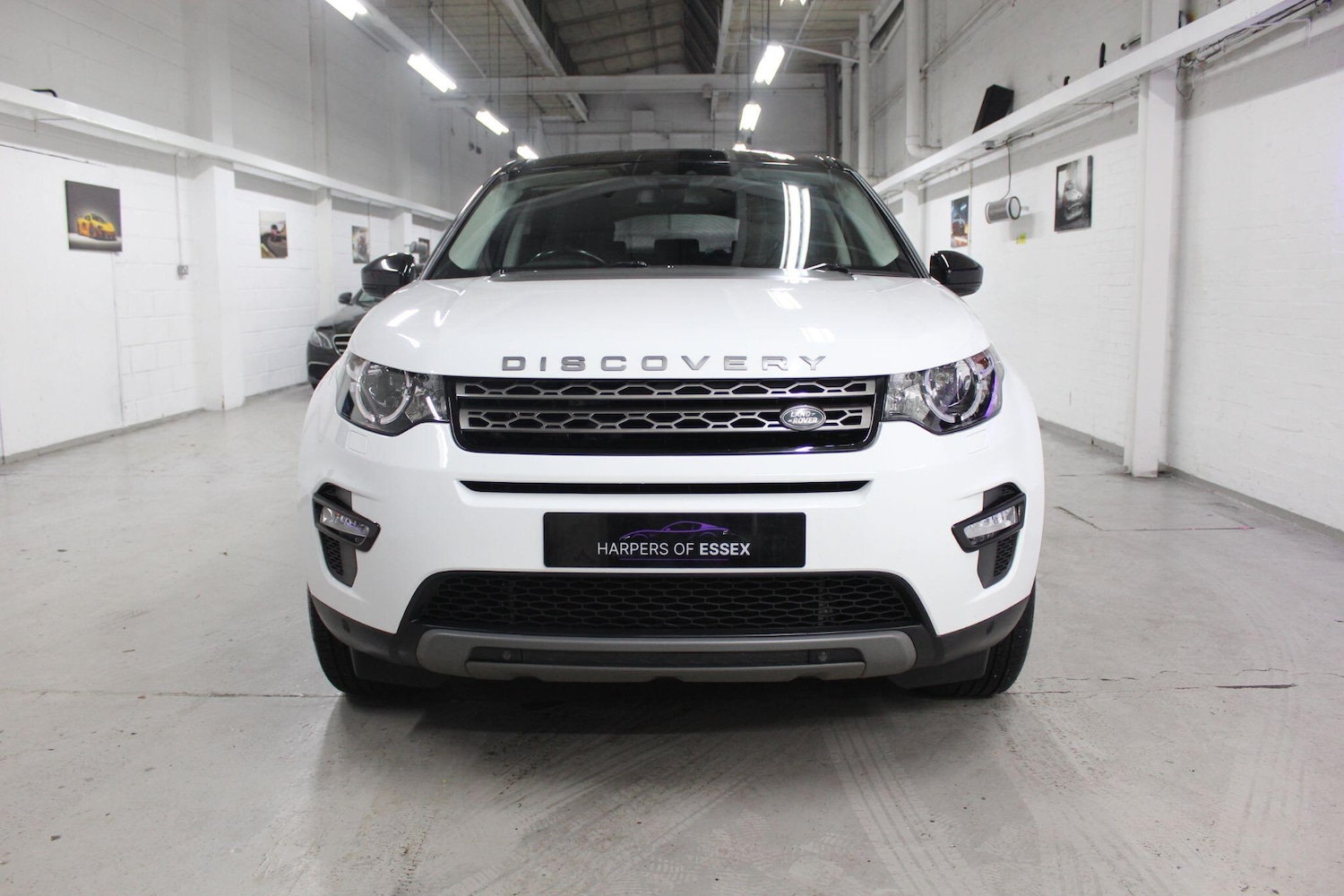 Used Land Rover Discovery Sport 2017 for sale - 76865854: Photo 3