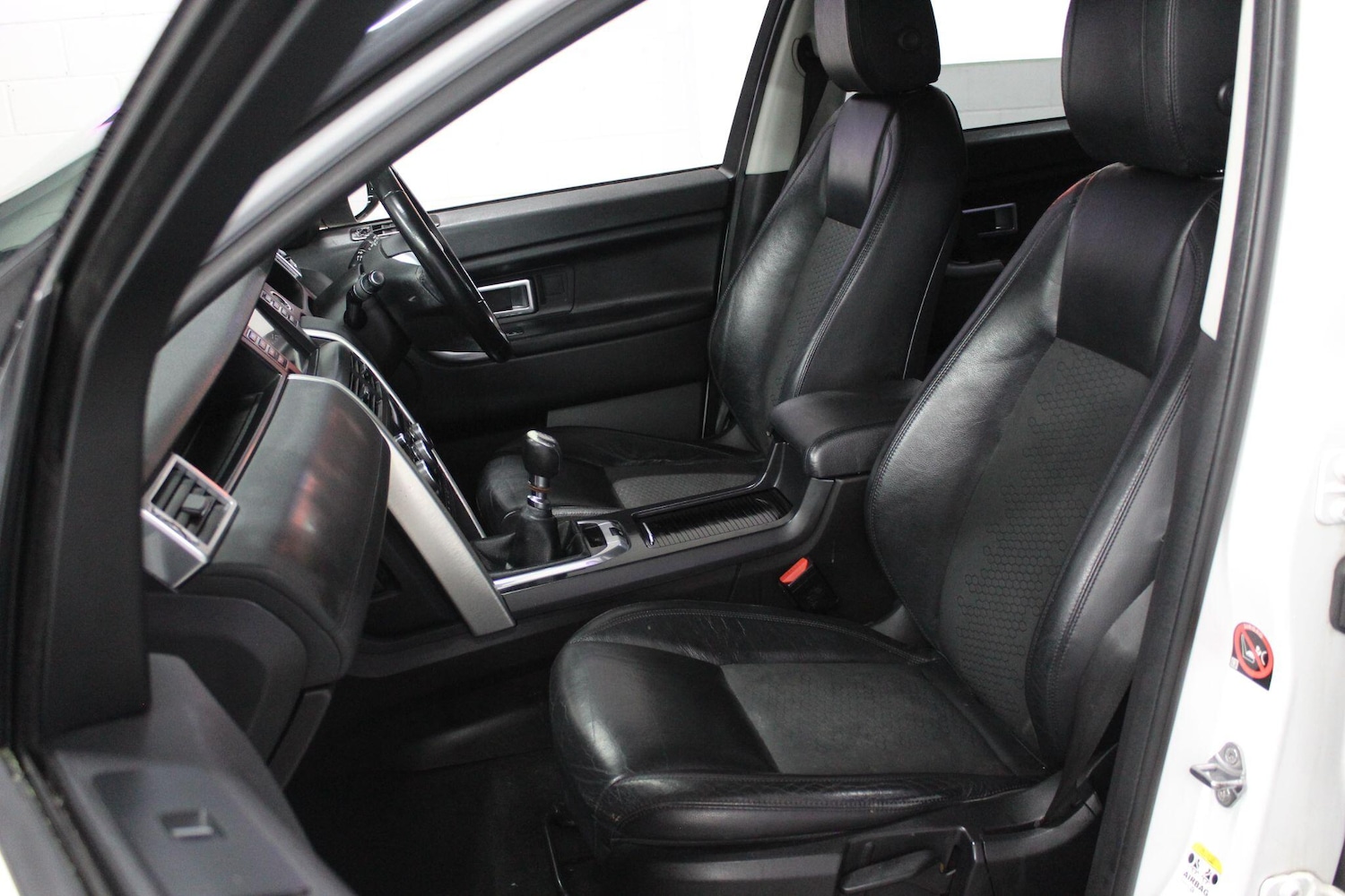 Used Land Rover Discovery Sport 2017 for sale - 76865854: Photo 32