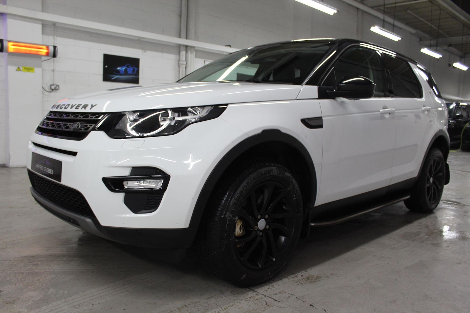 Used Land Rover Discovery Sport 2017 for sale - 76865854: Photo 5