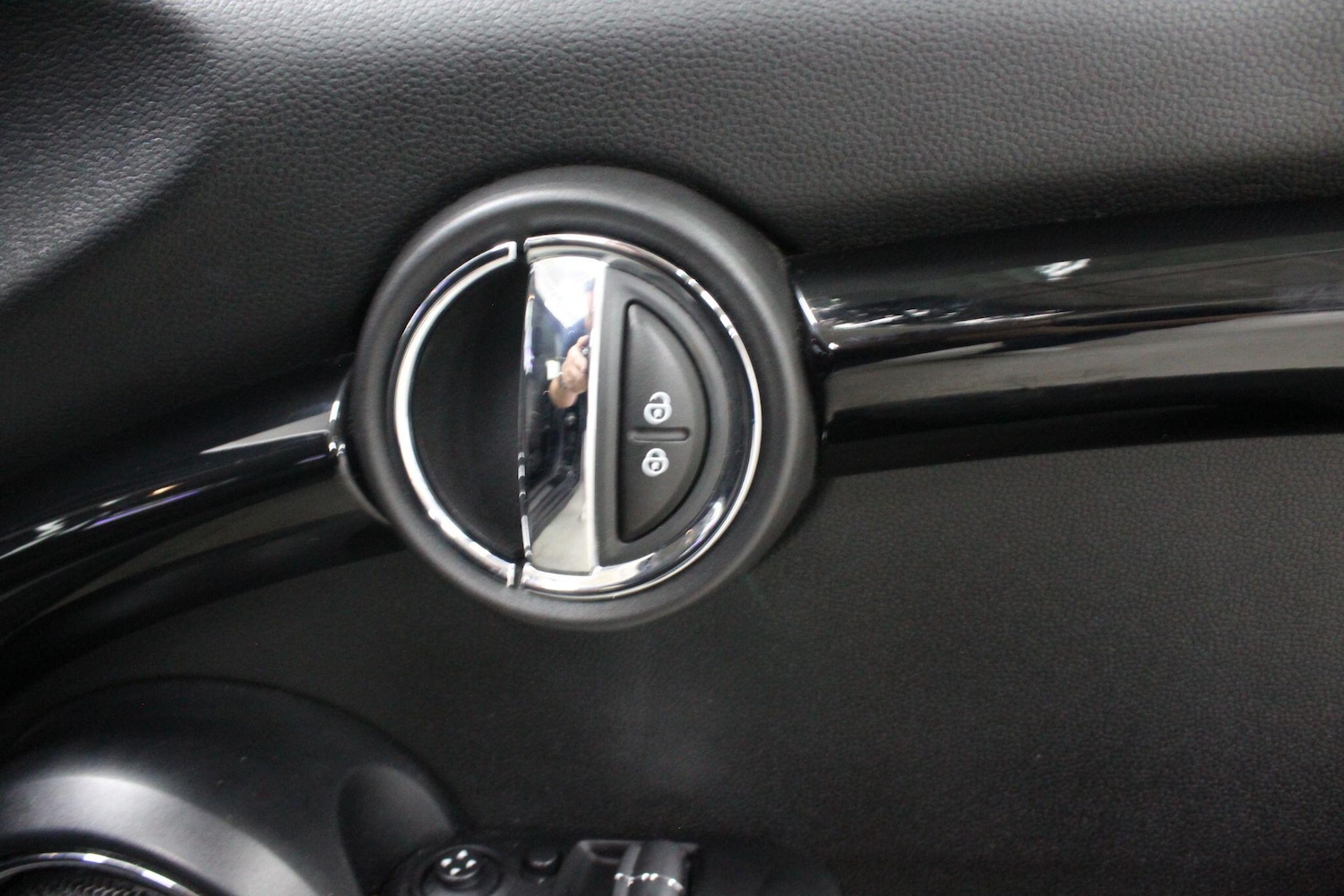 Used MINI Hatch 2015 for sale - 75965547: Photo 32