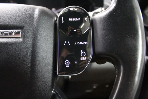Used Land Rover Discovery 2019 for sale - 74433788: Photo 56