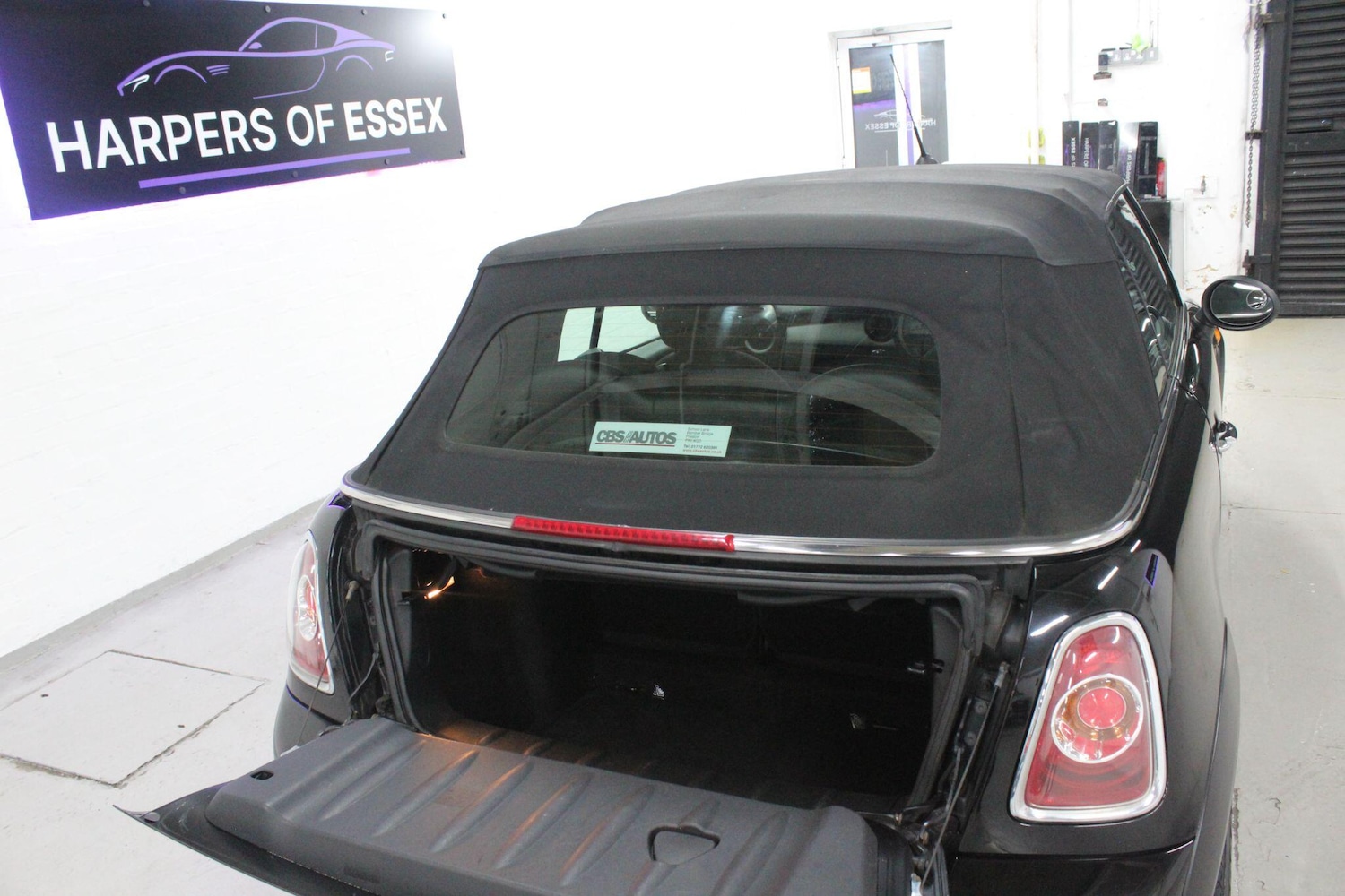 Used MINI Convertible 2014 for sale - 76059527: Photo 15