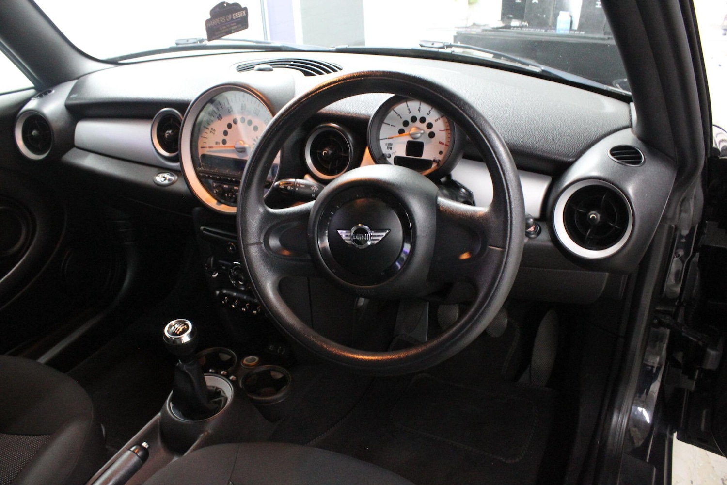 Used MINI Convertible 2014 for sale - 76059527: Photo 24