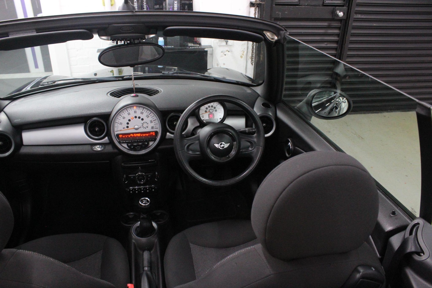 Used MINI Convertible 2014 for sale - 76059527: Photo 31