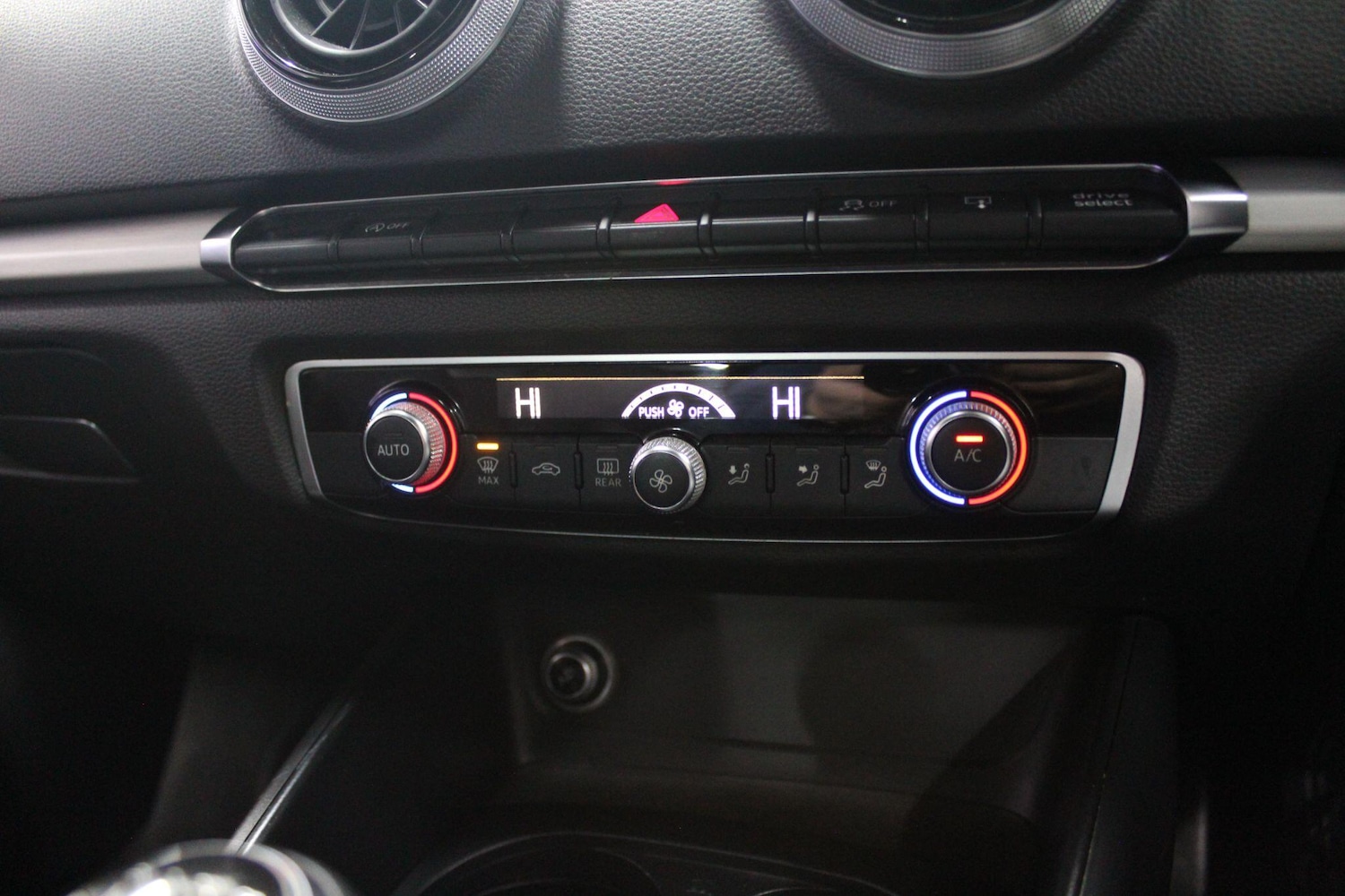 Used Audi A3 2016 for sale - 76865793: Photo 38