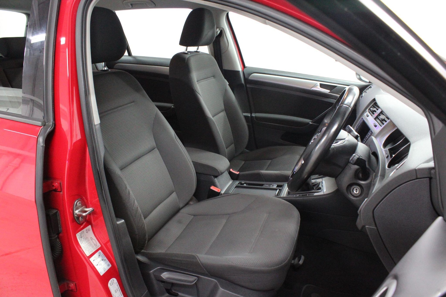 Used Volkswagen Golf 2015 for sale - 76370609: Photo 12