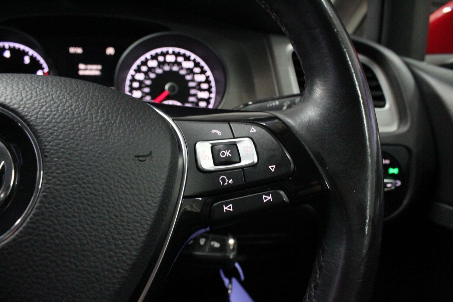 Used Volkswagen Golf 2015 for sale - 76370609: Photo 34