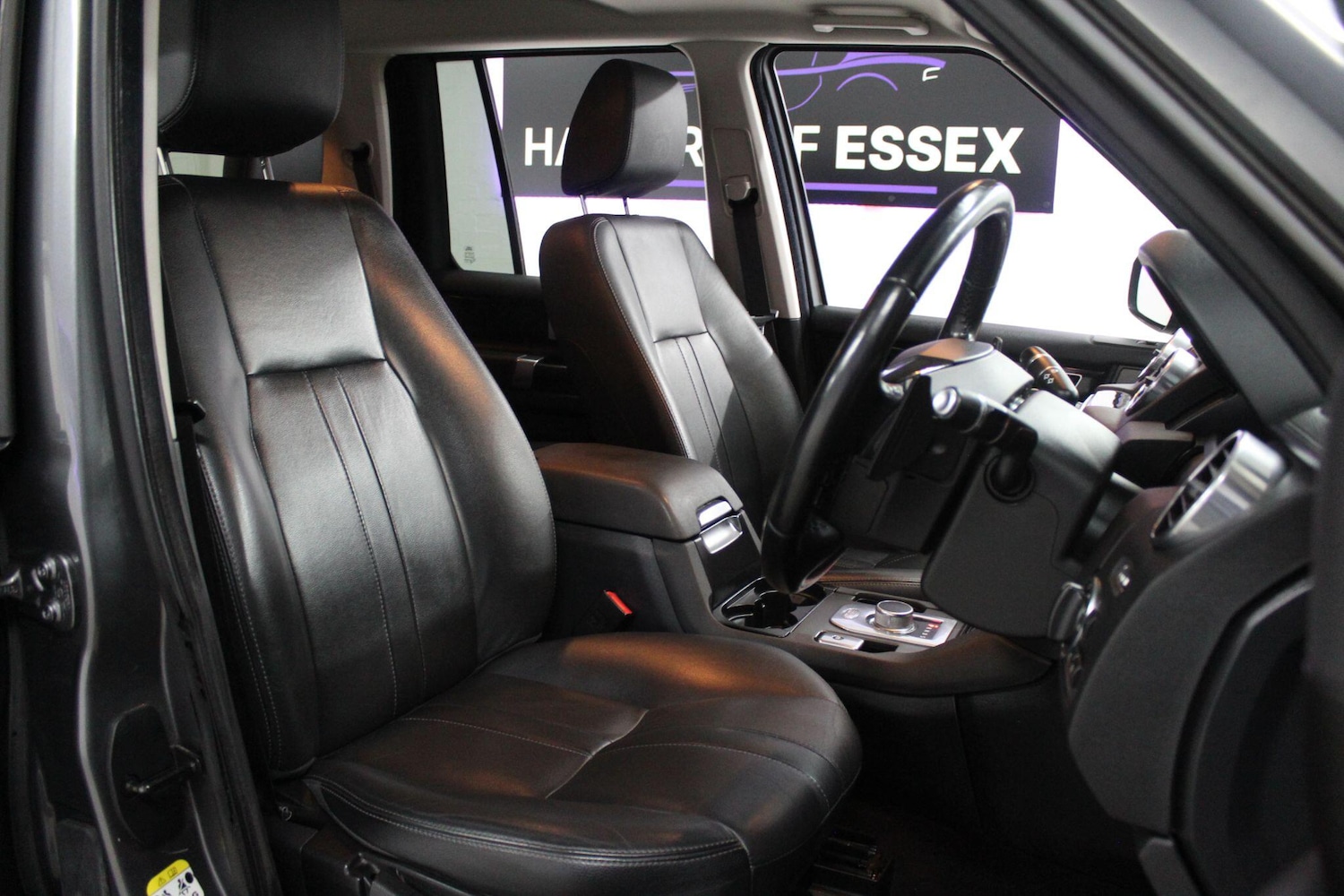 Used Land Rover Discovery 4 2014 for sale - 77190830: Photo 12