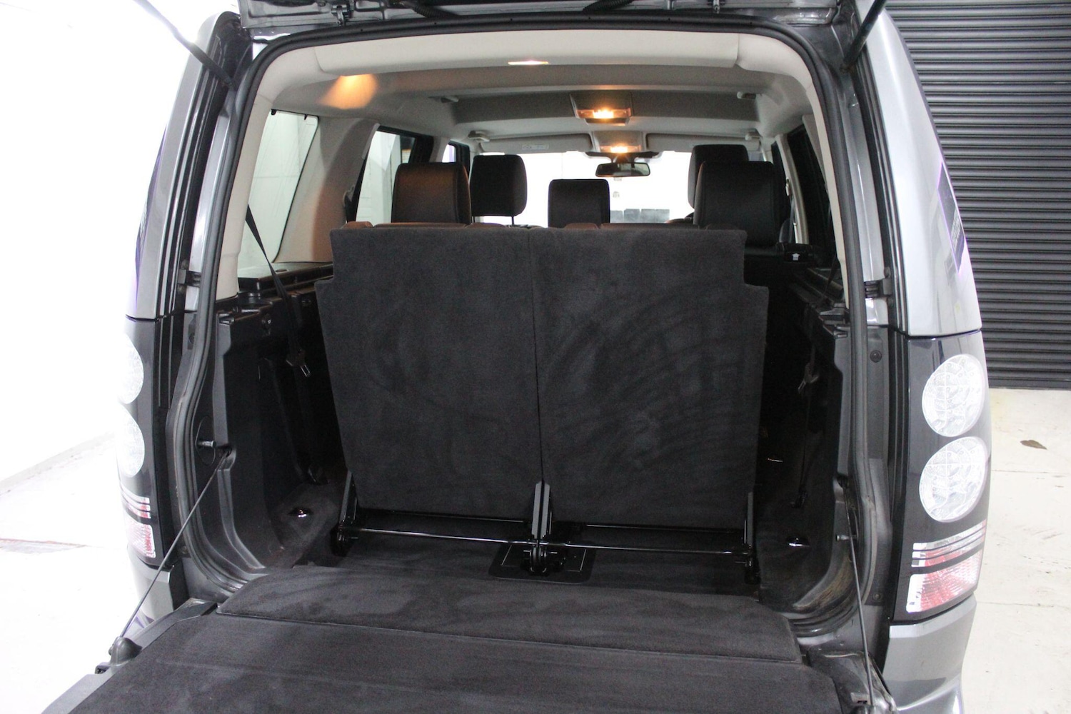 Used Land Rover Discovery 4 2014 for sale - 77190830: Photo 23