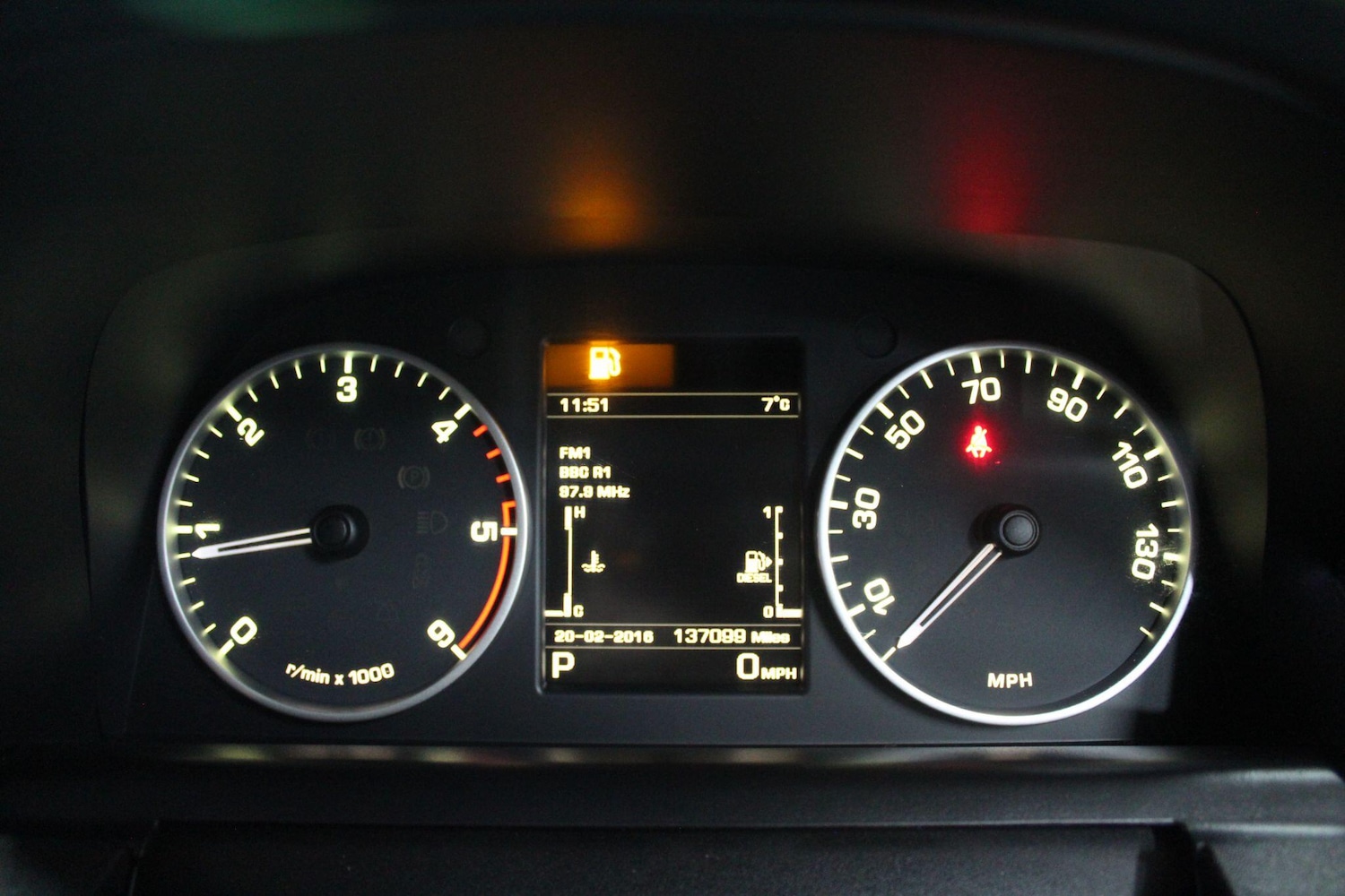 Used Land Rover Discovery 4 2014 for sale - 77190830: Photo 24