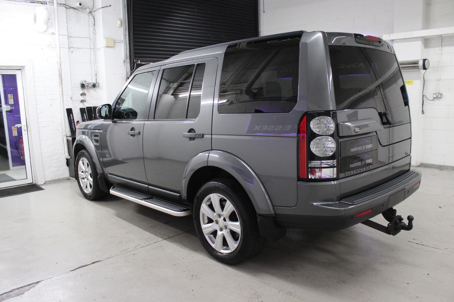 Used Land Rover Discovery 4 2014 for sale - 77190830: Photo 6