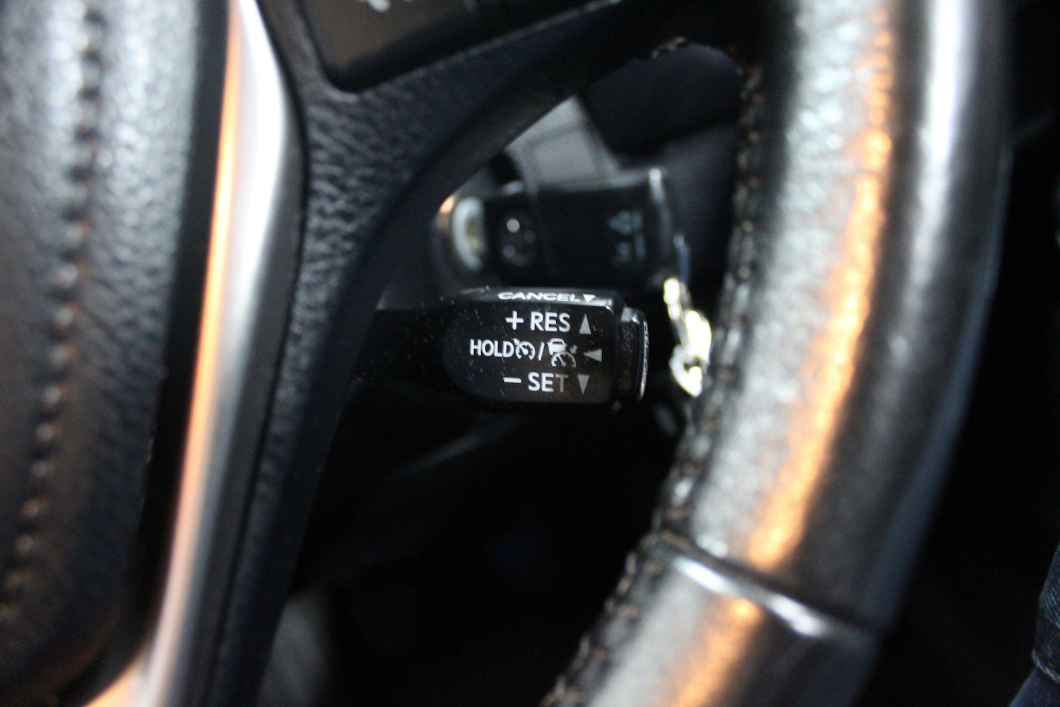 Used Toyota RAV4 2017 for sale - 77215828: Photo 32