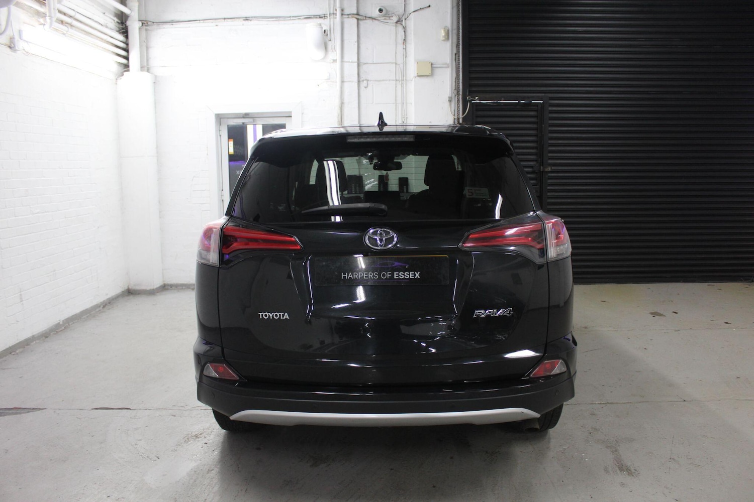 Used Toyota RAV4 2017 for sale - 77215828: Photo 8