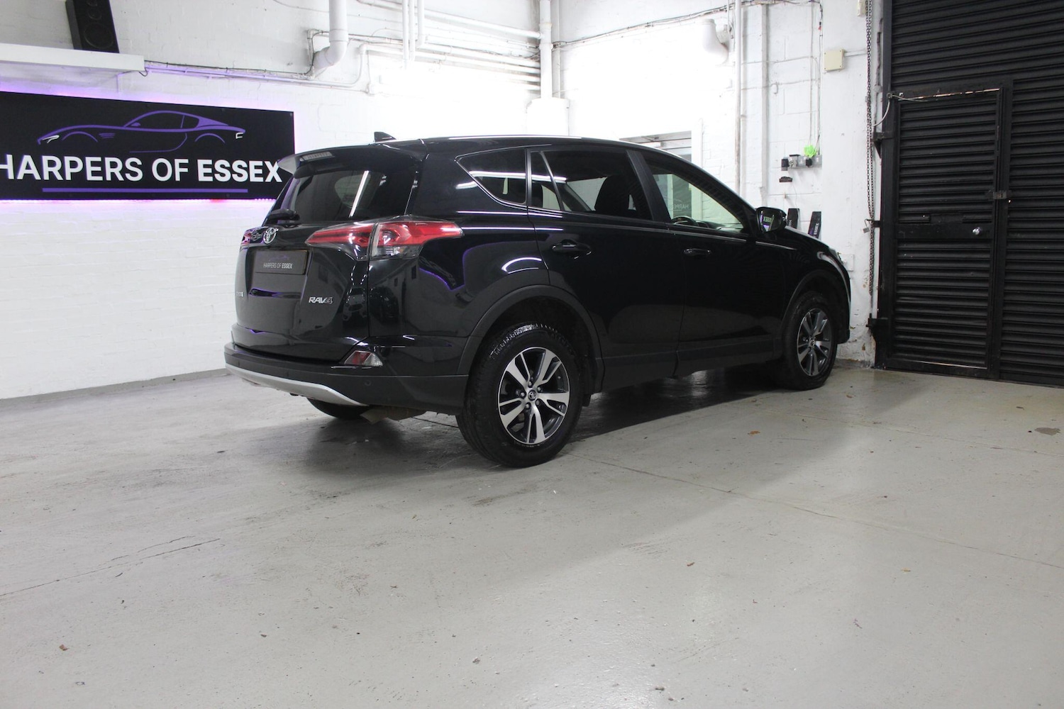 Used Toyota RAV4 2017 for sale - 77215828: Photo 9