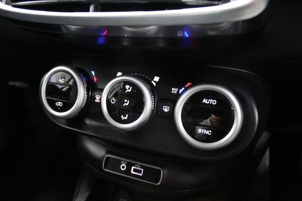 Used Fiat 500X 2017 for sale - 73917858: Photo 33