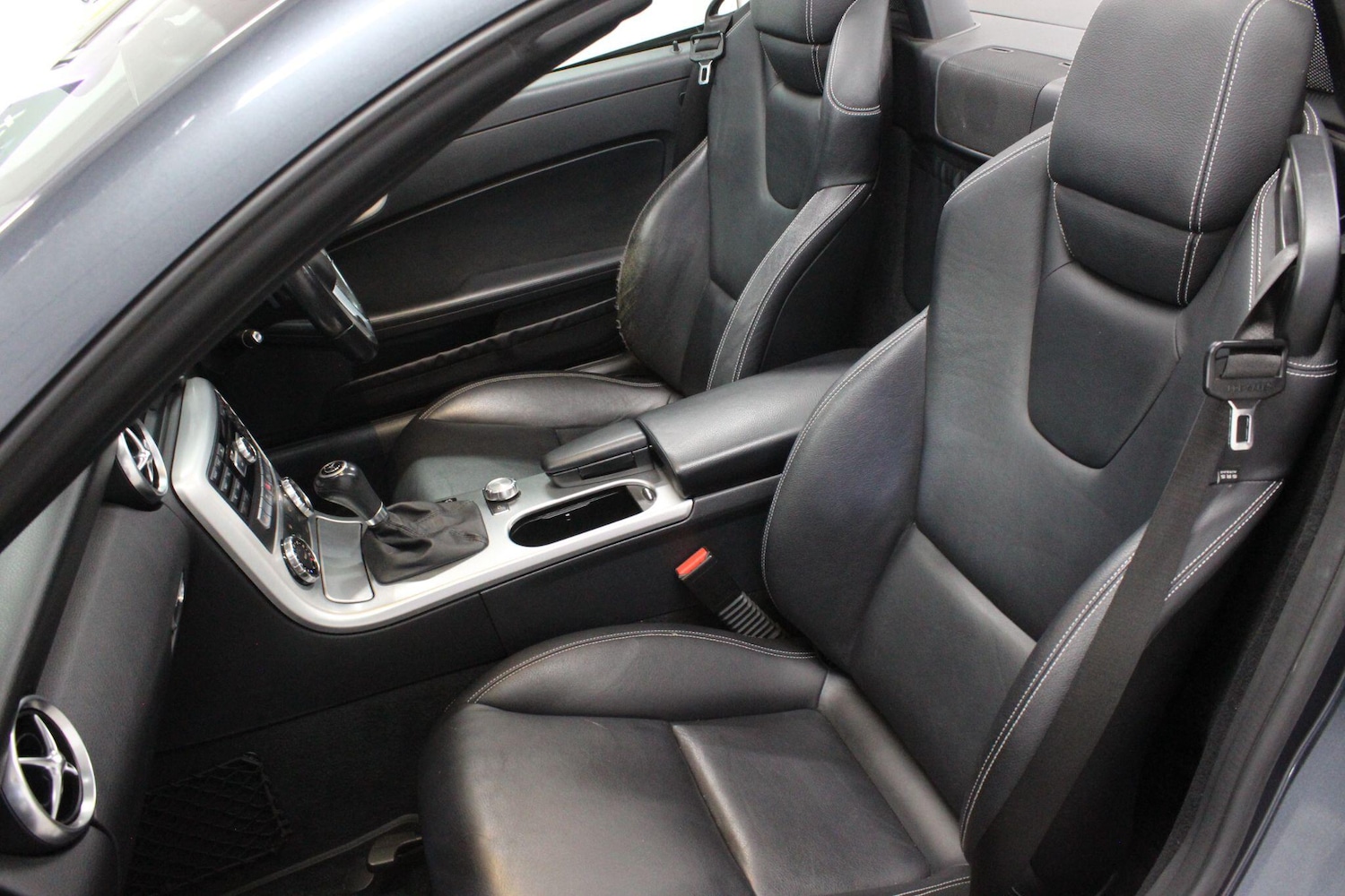 Used Mercedes-Benz SLK 2013 for sale - 76992957: Photo 25