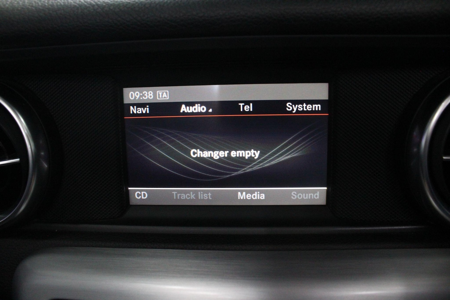 Used Mercedes-Benz SLK 2013 for sale - 76992957: Photo 32