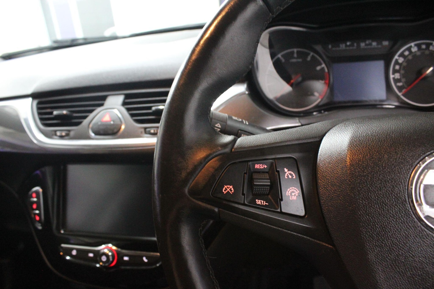 Used Vauxhall Corsa 2018 for sale - 76388171: Photo 27