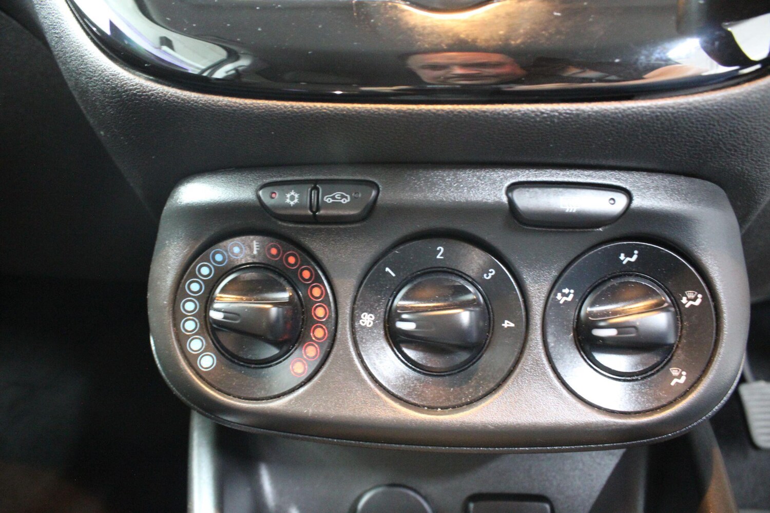 Used Vauxhall Corsa 2018 for sale - 76388171: Photo 34