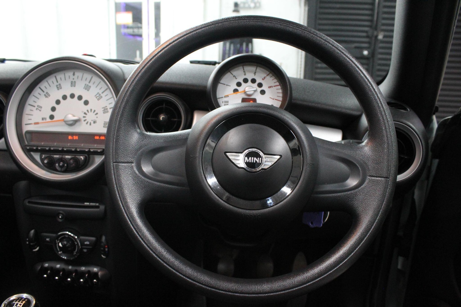 Vehicle 29