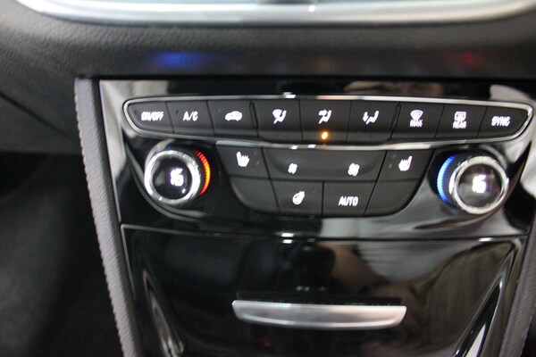 Used Vauxhall Astra 2016 for sale - 75539882: Photo 34