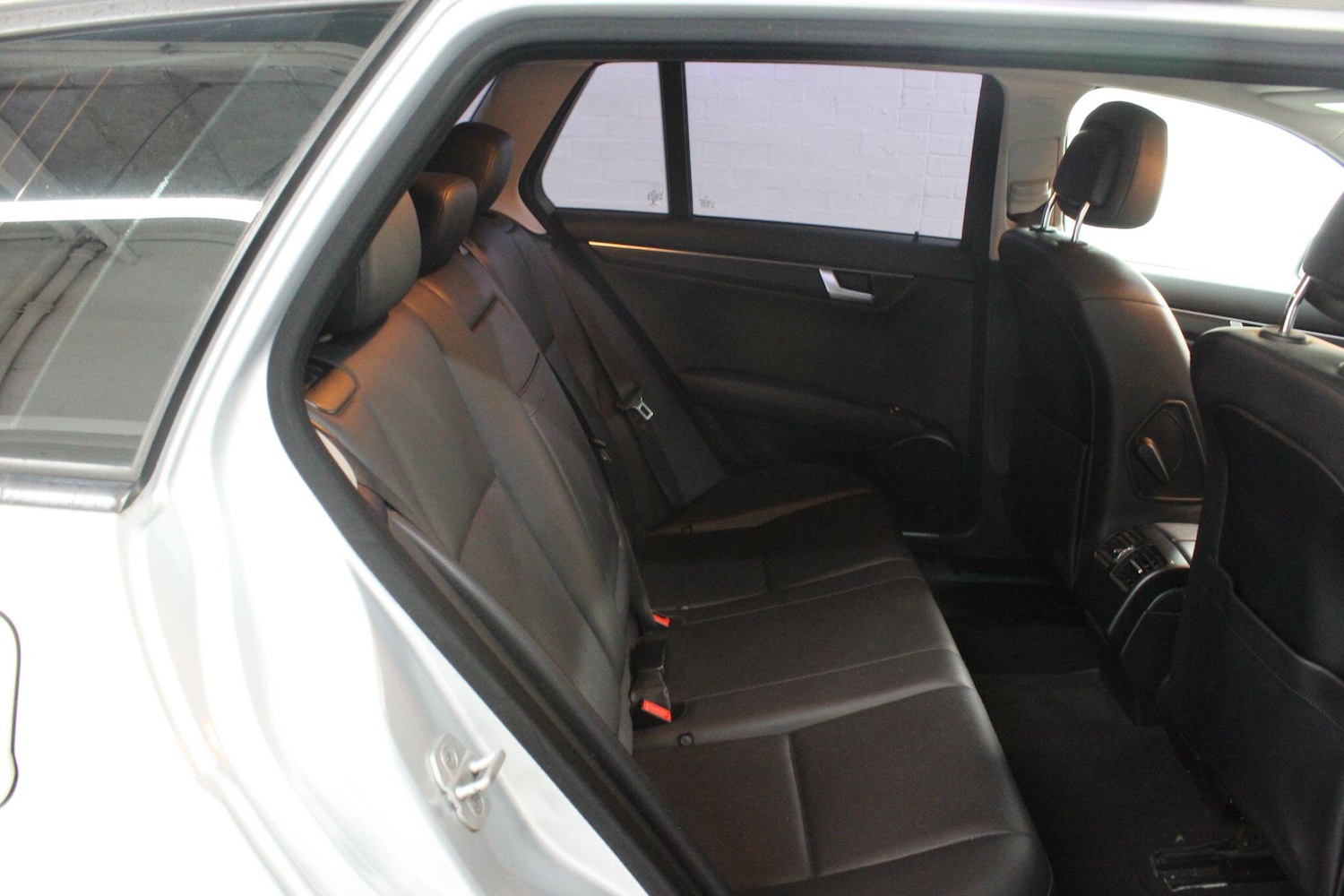 Used Mercedes-Benz C Class 2014 for sale - 76671602: Photo 14