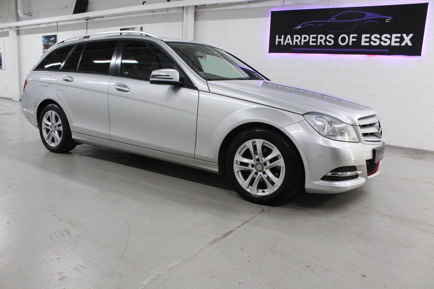 Used Mercedes-Benz C Class 2014 for sale - 76671602: Photo 2
