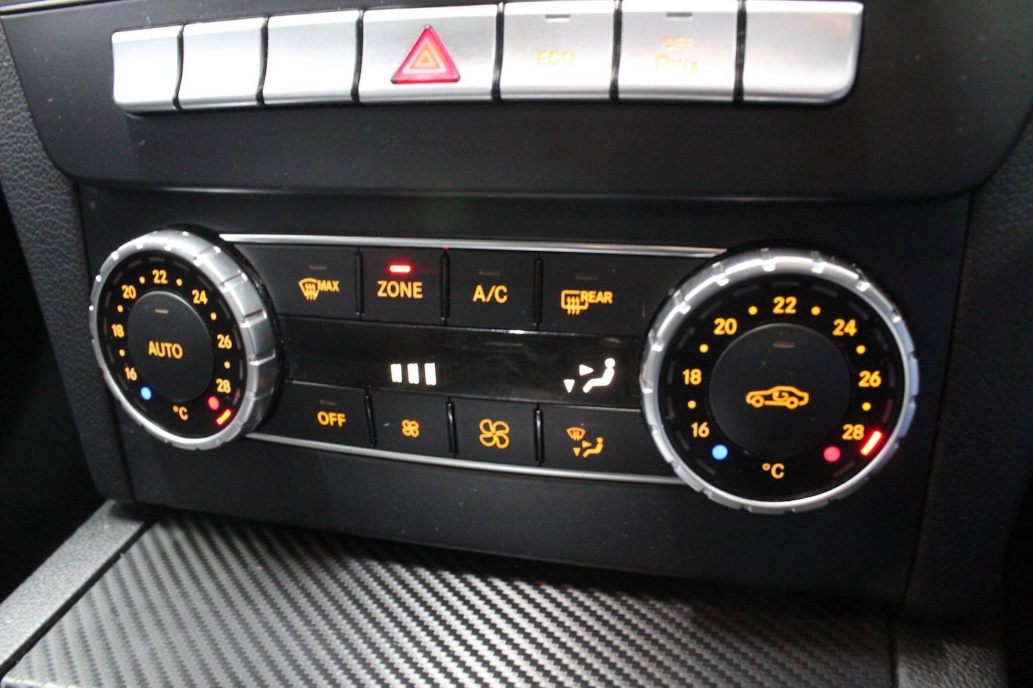 Used Mercedes-Benz C Class 2014 for sale - 76671602: Photo 30