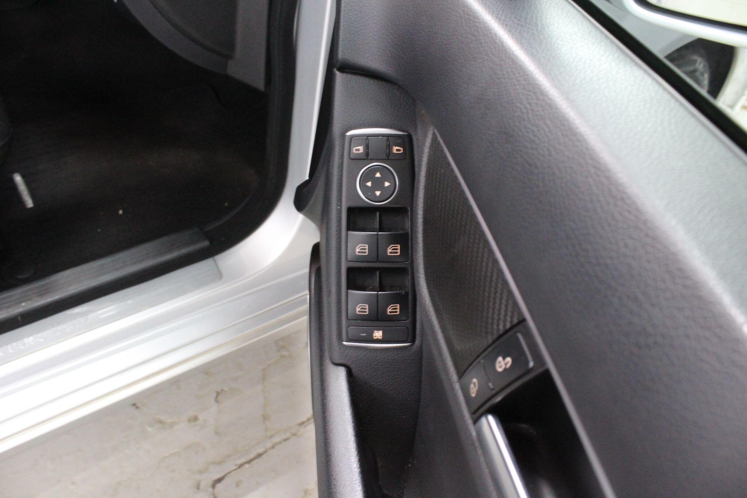 Used Mercedes-Benz C Class 2014 for sale - 76671602: Photo 37