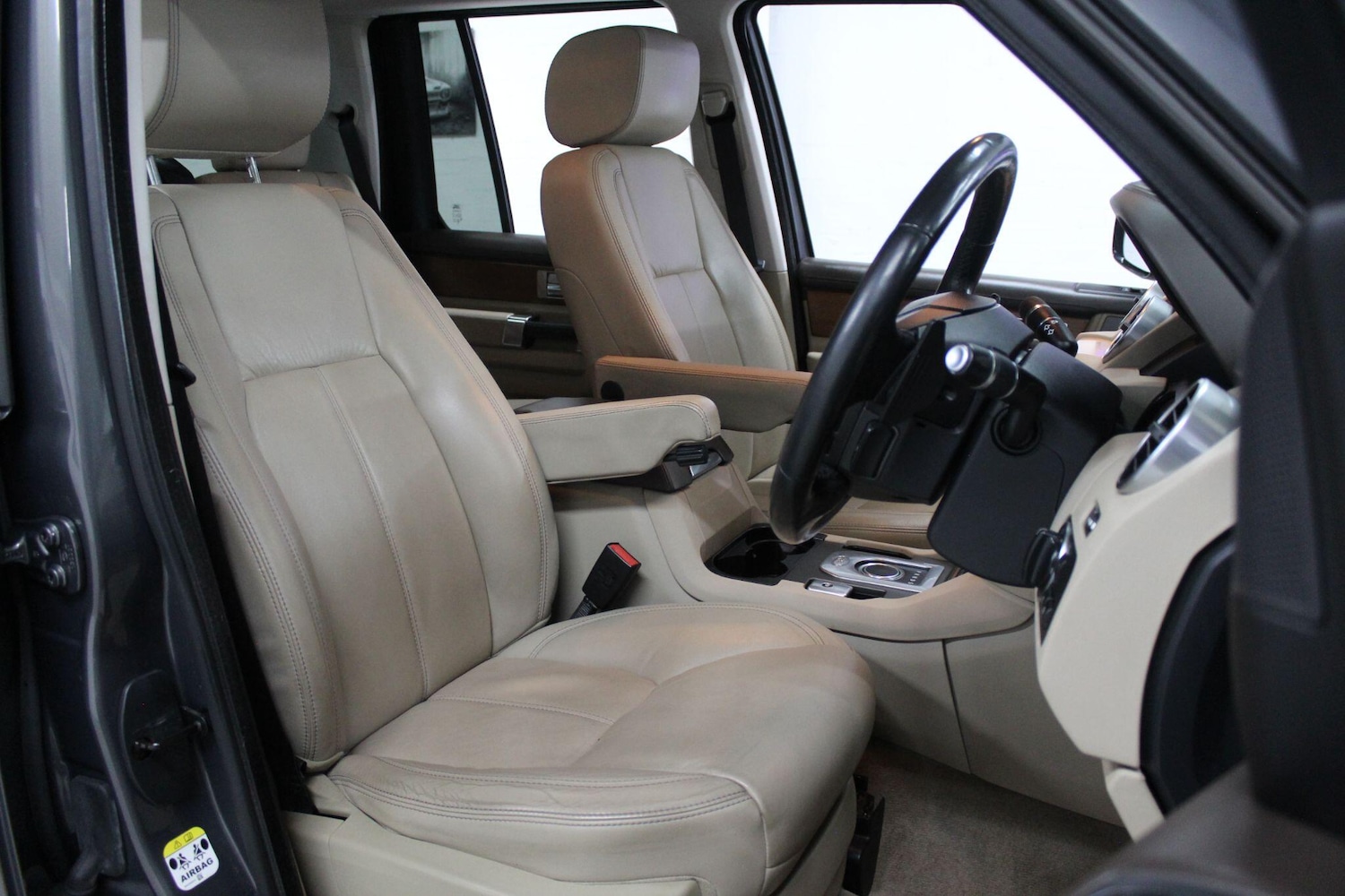 Used Land Rover Discovery 4 2016 for sale - 77424942: Photo 12