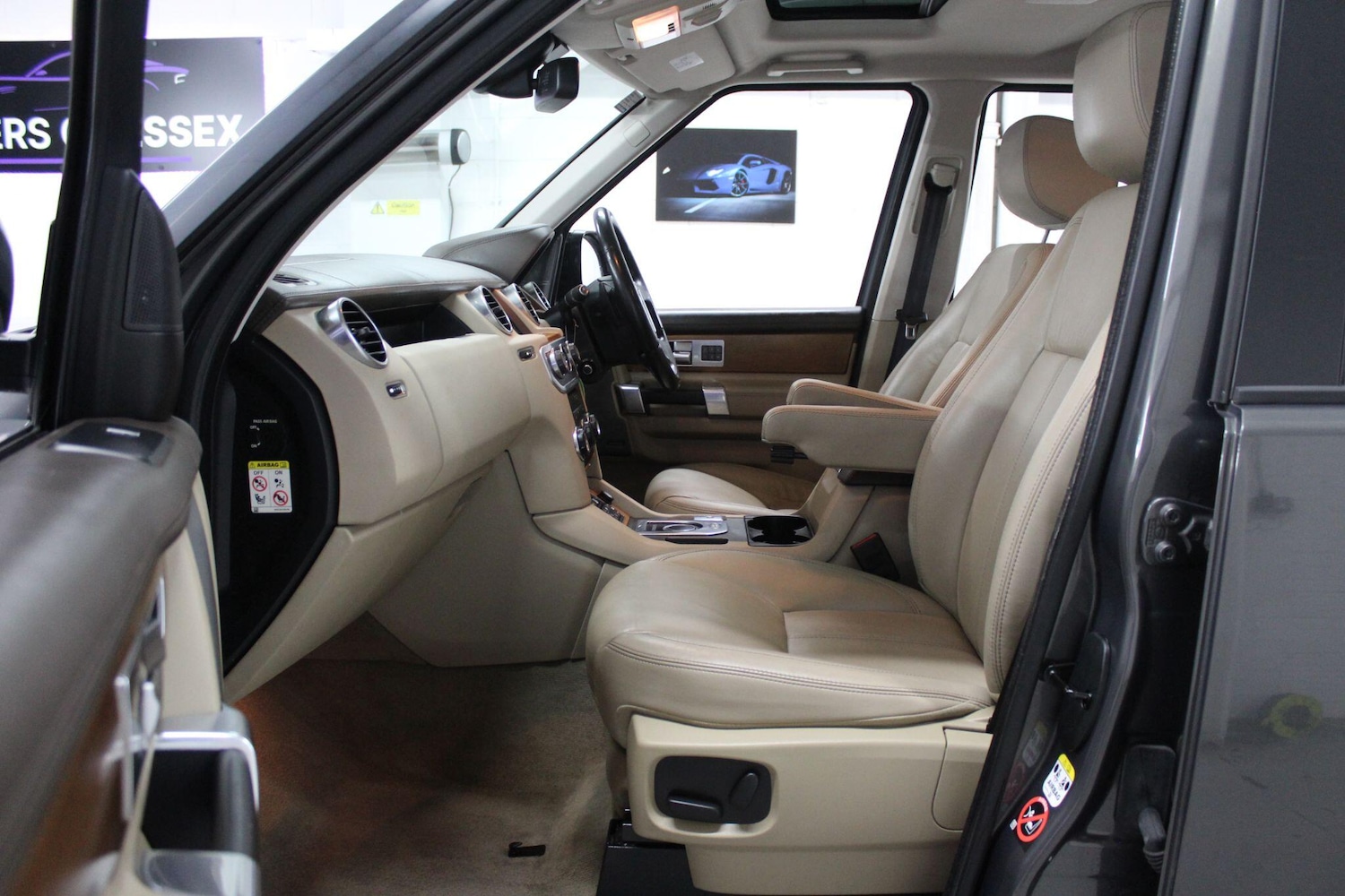 Used Land Rover Discovery 4 2016 for sale - 77424942: Photo 13