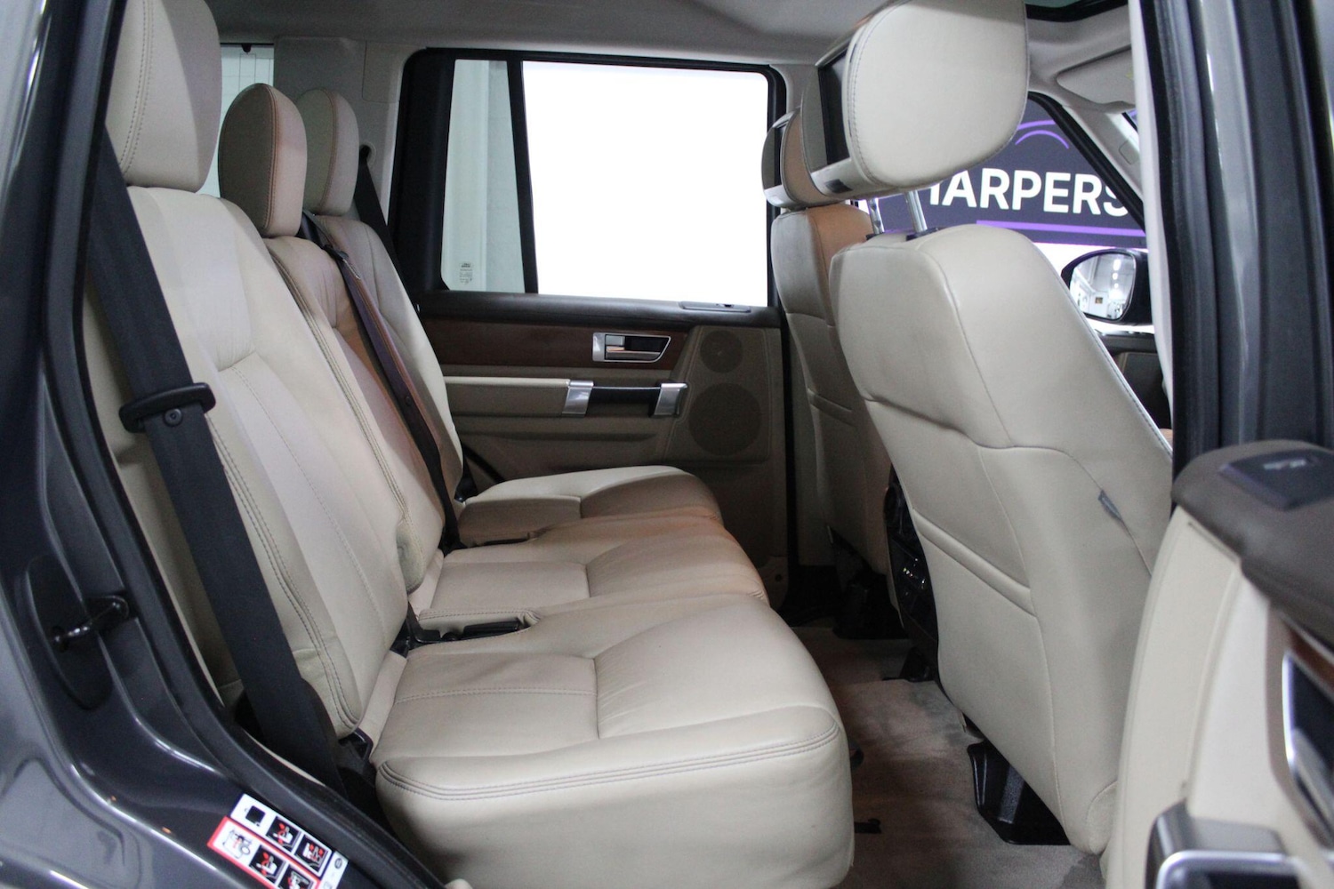 Used Land Rover Discovery 4 2016 for sale - 77424942: Photo 15