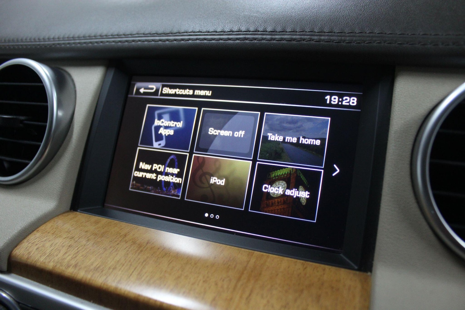 Used Land Rover Discovery 4 2016 for sale - 77424942: Photo 28