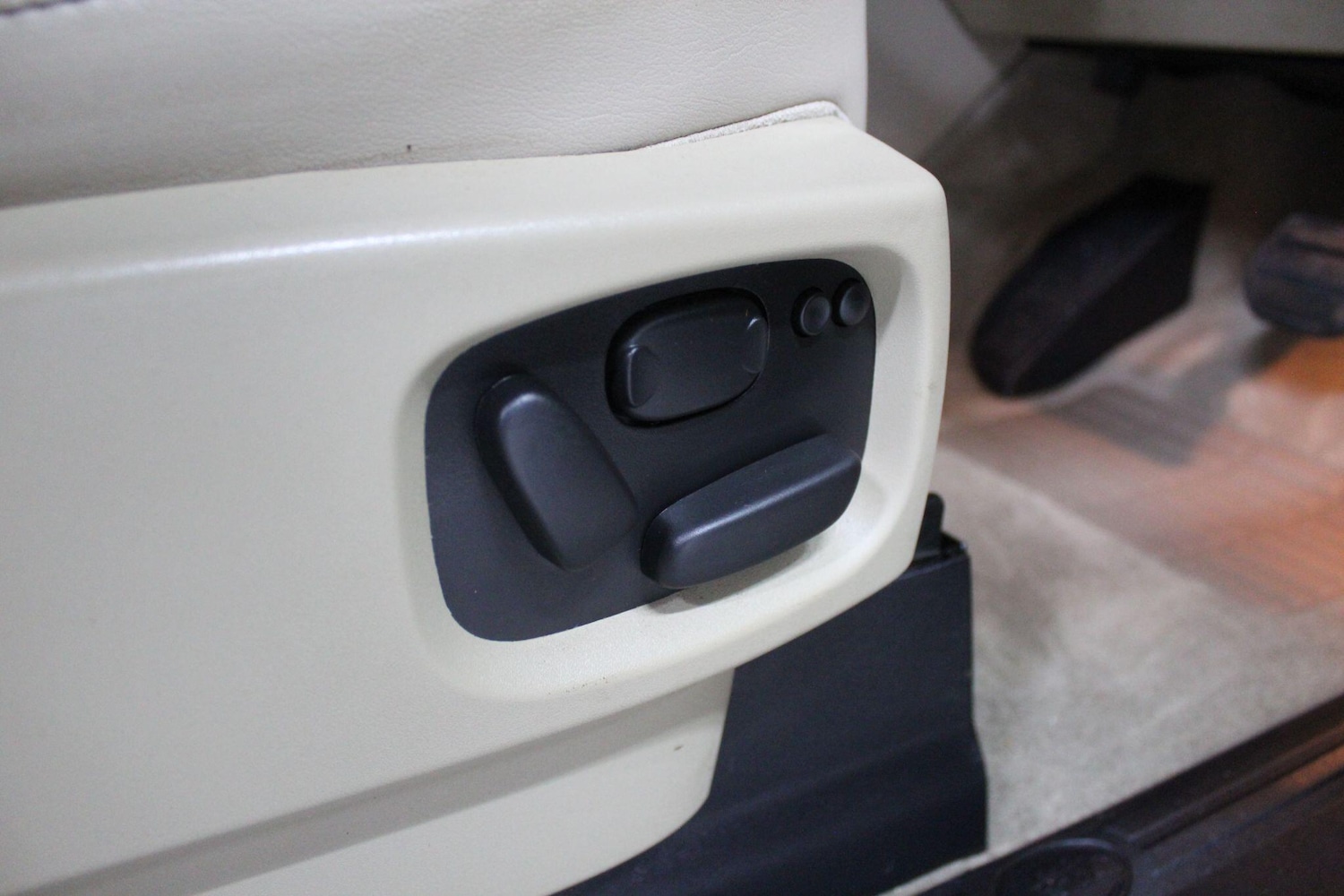 Used Land Rover Discovery 4 2016 for sale - 77424942: Photo 37