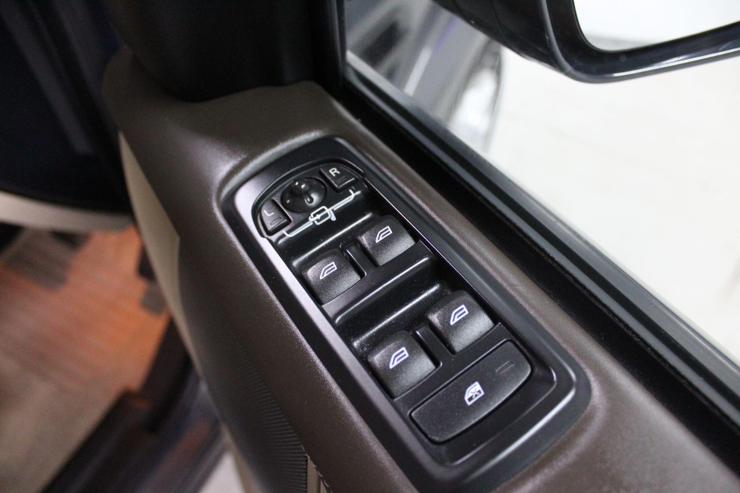 Used Land Rover Discovery 4 2016 for sale - 77424942: Photo 46