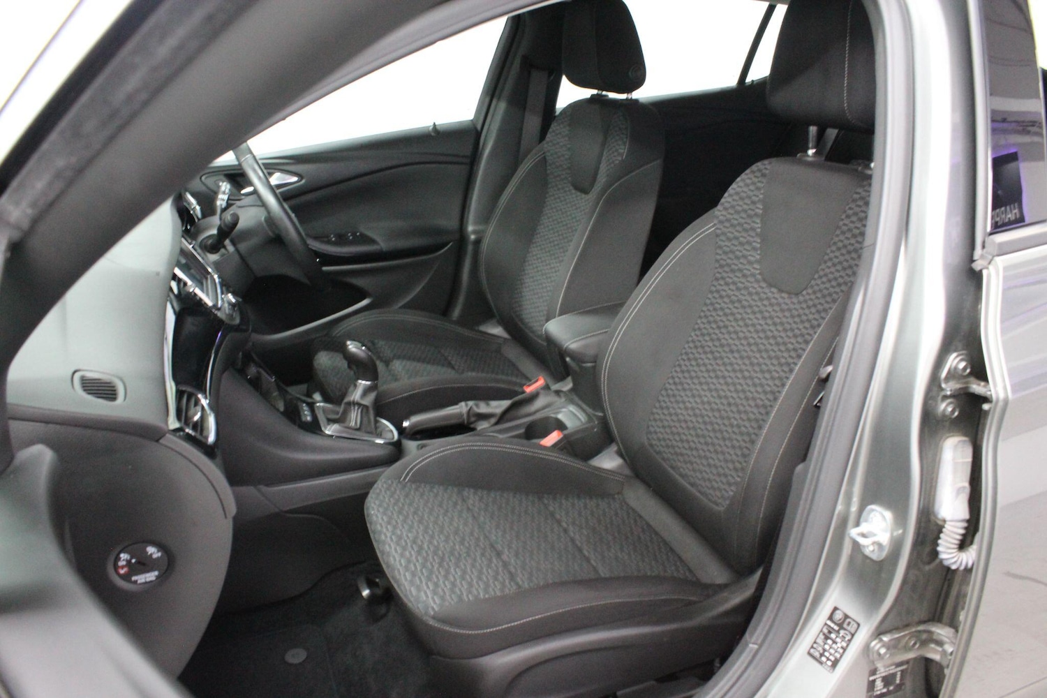 Used Vauxhall Astra 2019 for sale - 76440646: Photo 13