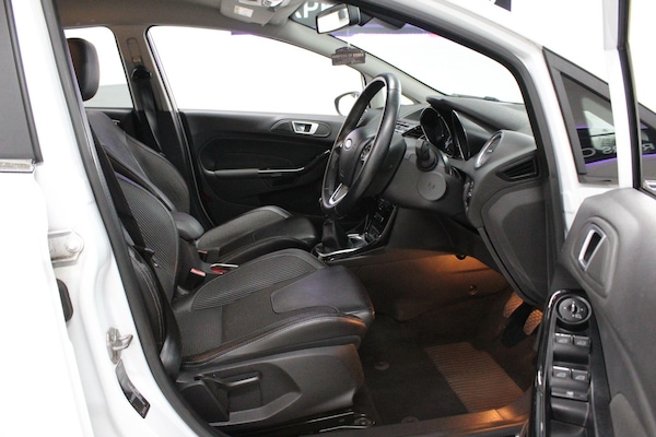 Used Ford Fiesta 2014 for sale - 75540392: Photo 11