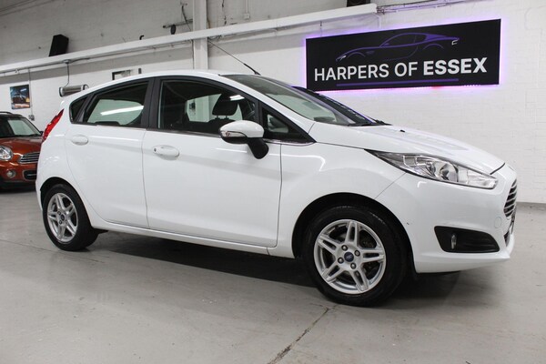 Used Ford Fiesta 2013 for sale - 75267837: Photo 2