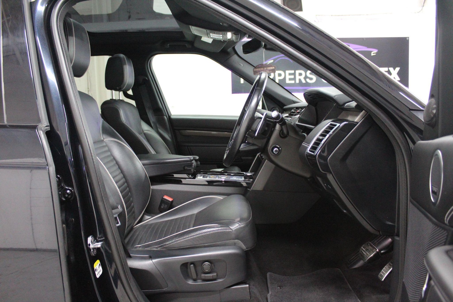 Used Land Rover Discovery 2019 for sale - 77238309: Photo 11