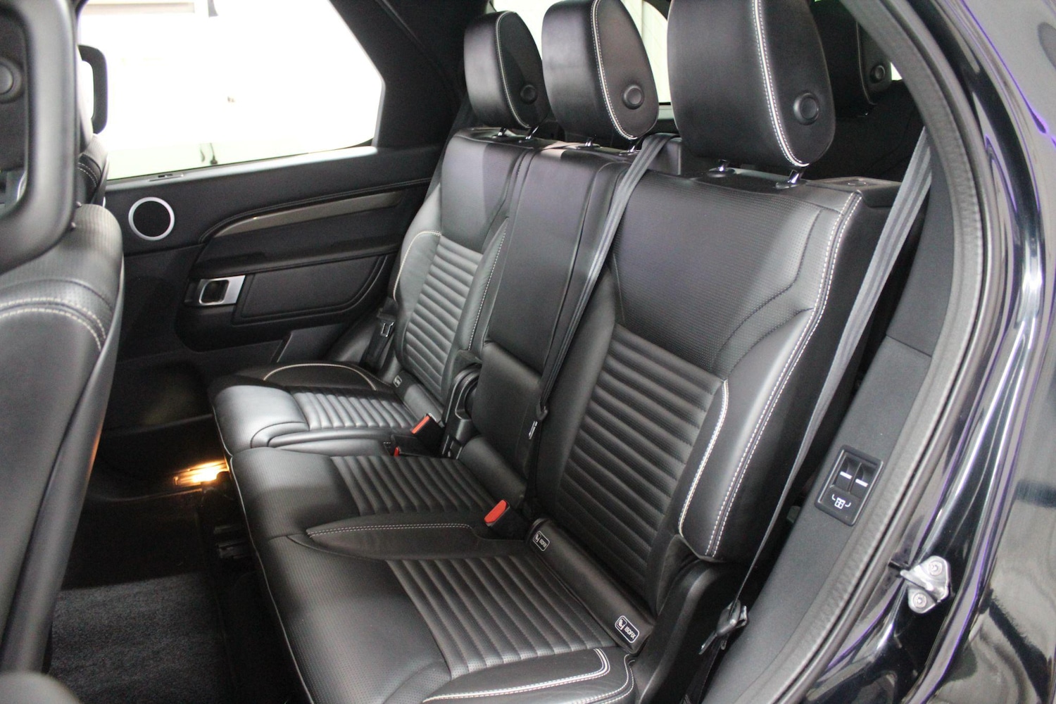 Used Land Rover Discovery 2019 for sale - 77238309: Photo 18