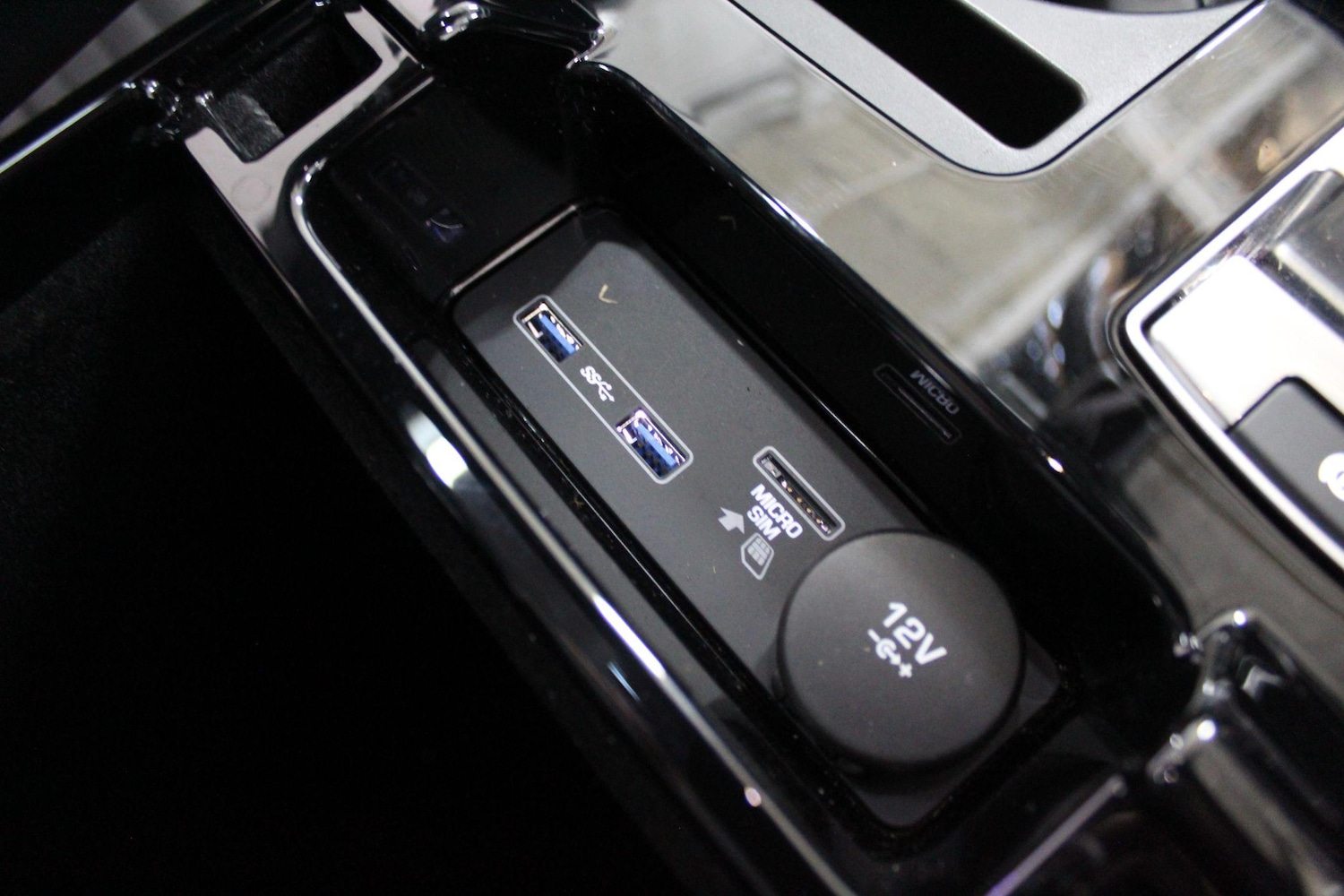 Used Land Rover Discovery 2019 for sale - 77238309: Photo 42